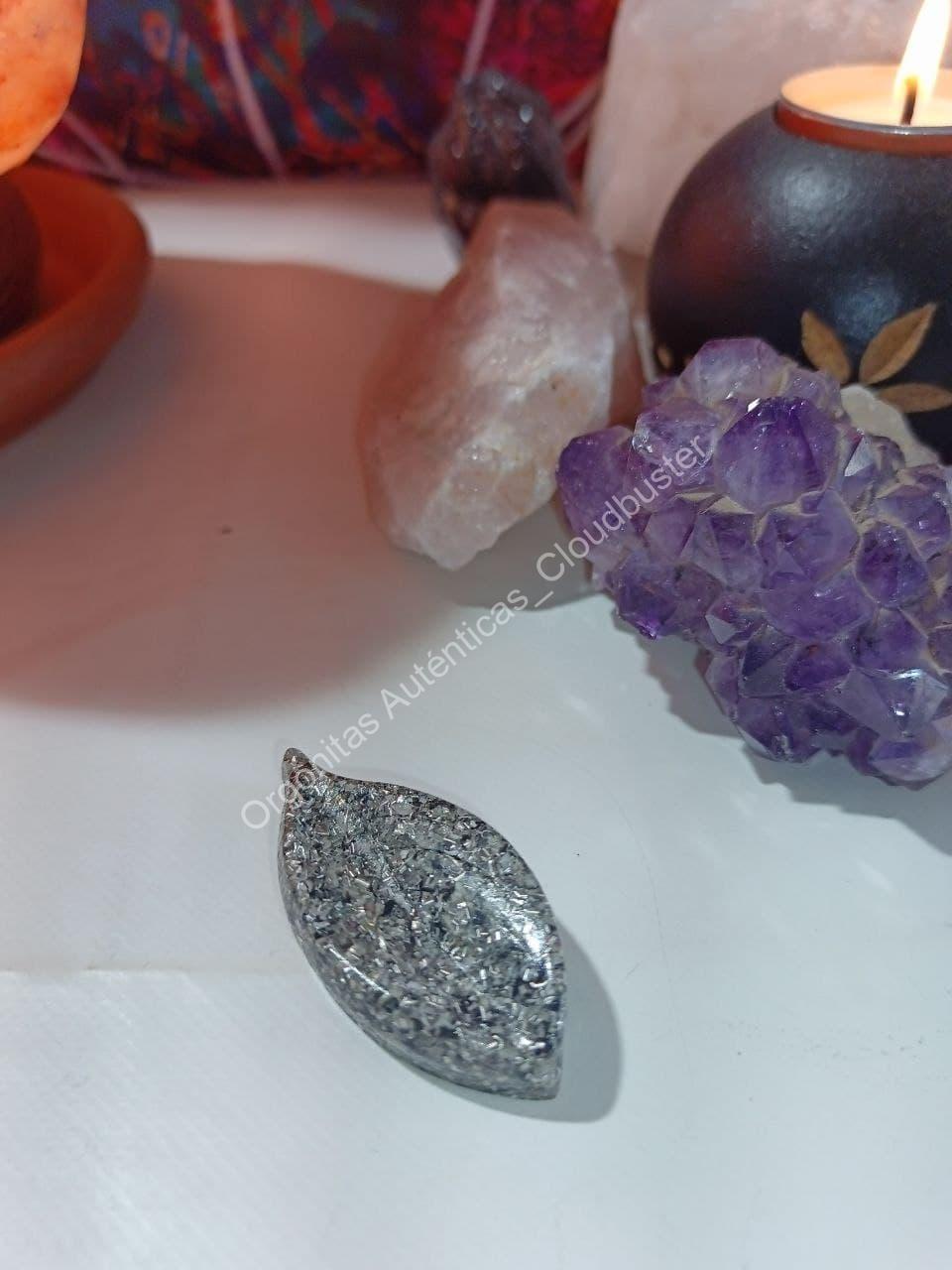 Orgonita Auténtica / Electronite Hoja Alargada decorativa punta