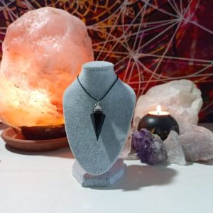 Colgante pirámide de MAGNETITA y punta de cuarzo