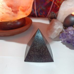 Orgonita Auténtica VIRUTA DE HIERRO Pirámide mediana 4 lados