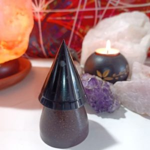 Orgonita Auténtica VIRUTA DE HIERRO Pirámide Cono y punta de Magnetita