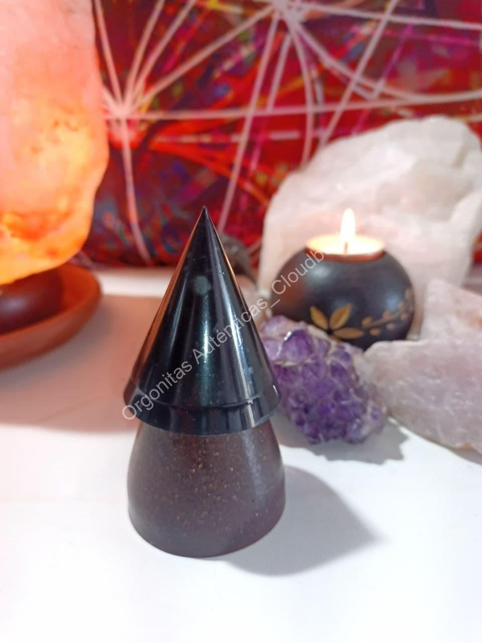 Orgonita Auténtica VIRUTA DE HIERRO Pirámide Cono y punta de Magnetita - Imagen 4