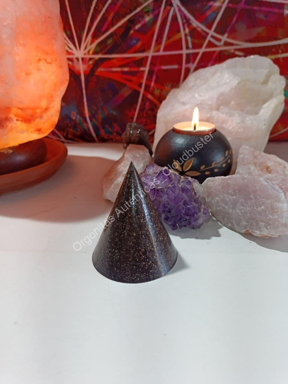 Orgonita Auténtica VIRUTA DE HIERRO Pirámide cono - Imagen 2