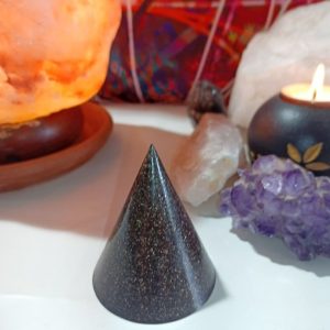Orgonita Auténtica VIRUTA DE HIERRO Pirámide cono