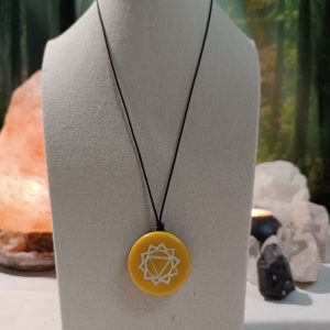 Orgonita Auténtica / Electronite Colgante o llavero Plexo Solar formato Semicírculo