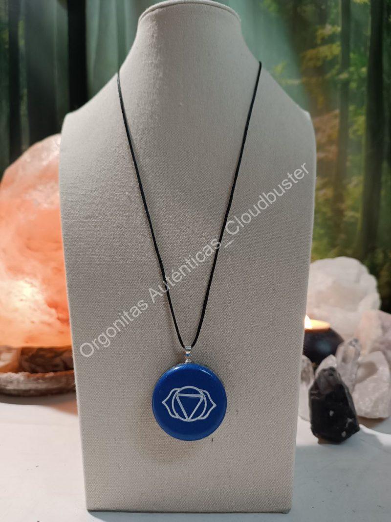 Orgonita Auténtica / Electronite Colgante o llavero Chakra Tercer Ojo formato Semicírculo