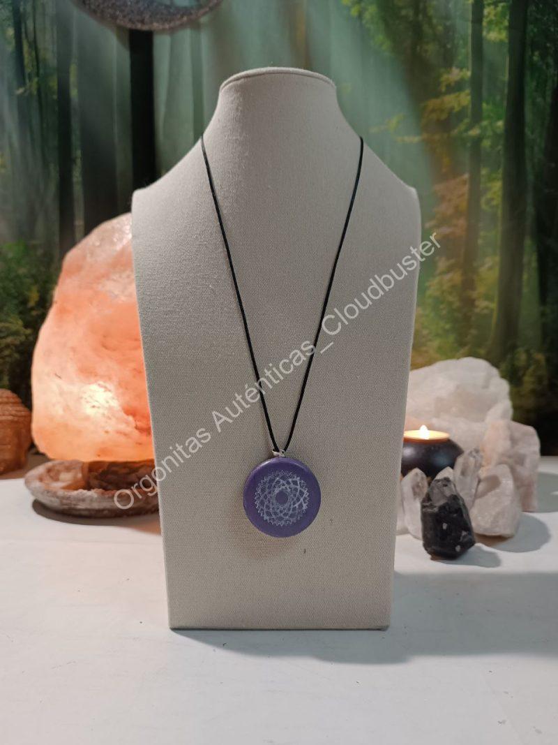 Orgonita Auténtica / Electronite Colgante o llavero Chakra Corona formato Semicirculo - Imagen 3