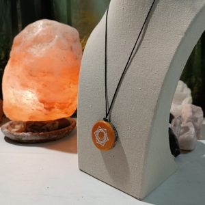 Orgonita Auténtica / Electronite Colgante o llavero Sacro formato Semicírculo