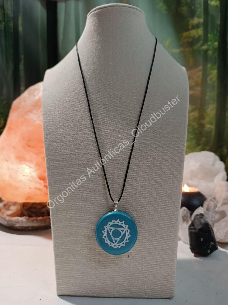Orgonita Auténtica / Electronite Colgante o llavero Chakra de Garganta formato Semicirculo