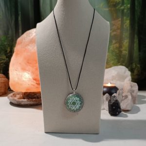 Orgonita Auténtica / Electronite Colgante o llavero Chakra Corazón o Cardíaco formato Semiesfera