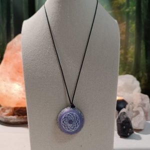 Orgonita Auténtica / Electronite Colgante o llavero Chakra Corona formato Semiesfera