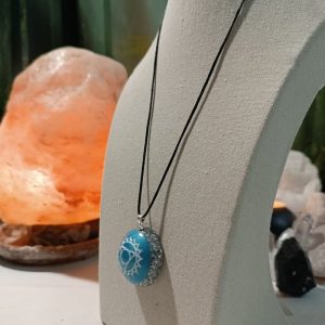 Orgonita Auténtica / Electronite Colgante o llavero Chakra de Garganta formato Semiesfera