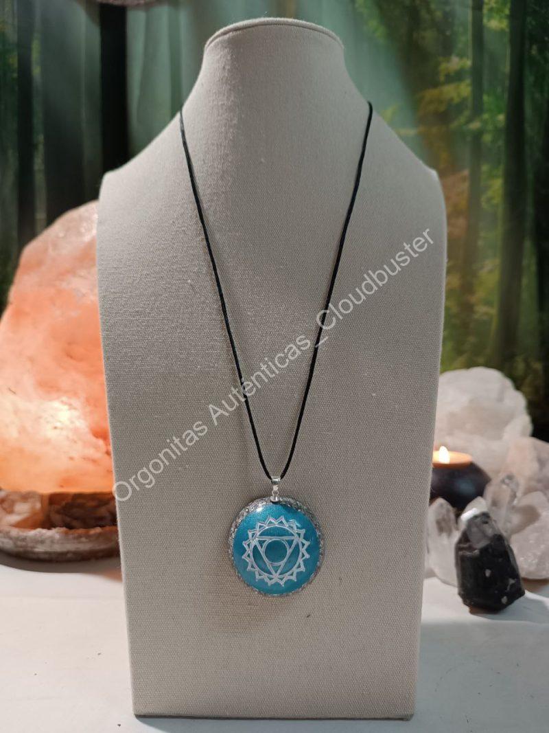 Orgonita Auténtica / Electronite Colgante o llavero Chakra de Garganta formato Semiesfera