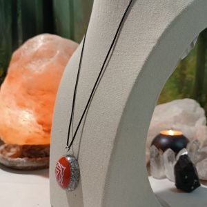 Orgonita Auténtica / Electronite Colgante o llavero Chakra Raíz formato Semiesfera