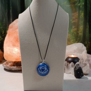 Orgonita Auténtica / Electronite Colgante o llavero Chakra Tercer Ojo formato Semiesfera