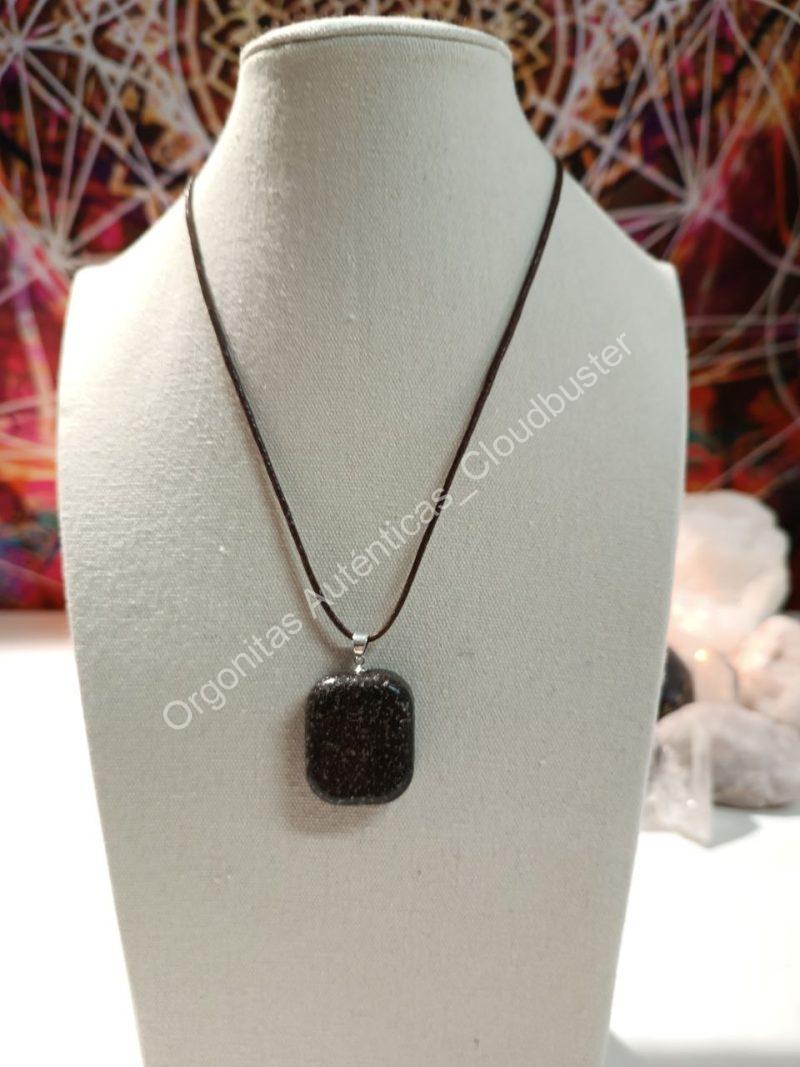 Orgonita Auténtica VIRUTA PEQUEÑA DE HIERRO colgante Cuadrado