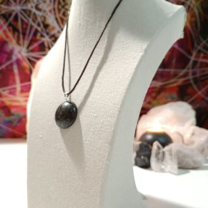 Orgonita Auténtica VIRUTA PEQUEÑA DE HIERRO colgante Semicírculo Pequeño