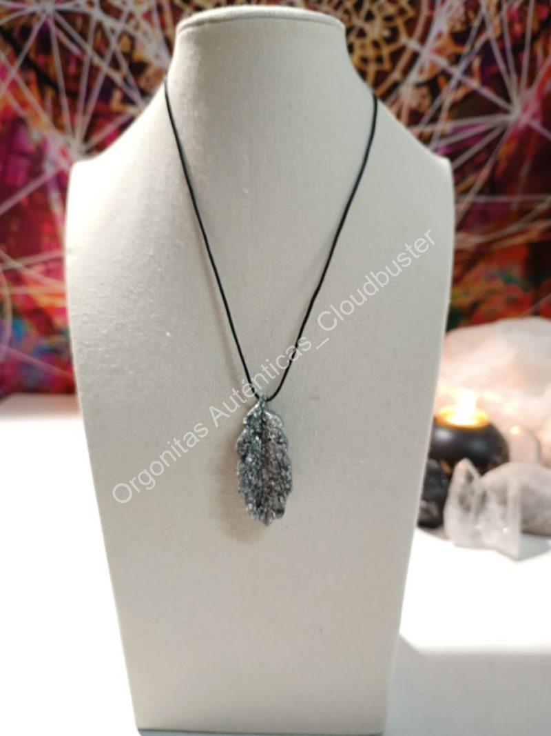 Orgonita Auténtica / Electronite Colgante Hoja Alargada con Picos