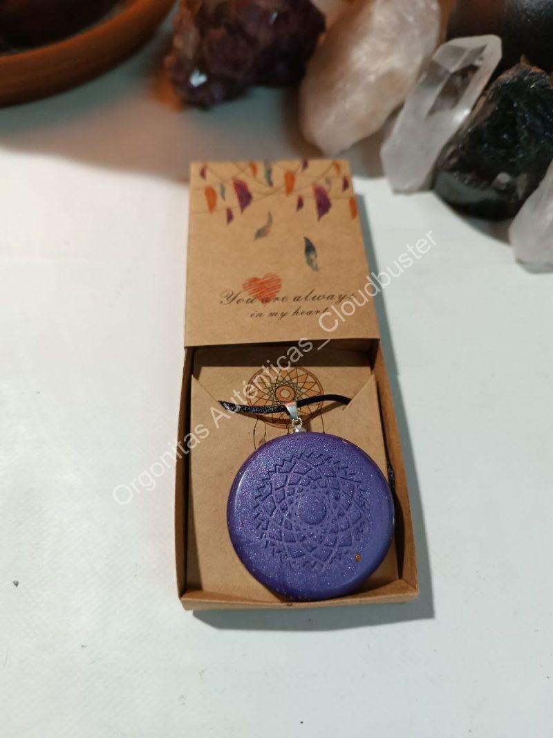 Orgonita Auténtica / Electronite Colgante o llavero Chakra Corona formato Semicirculo - Imagen 5