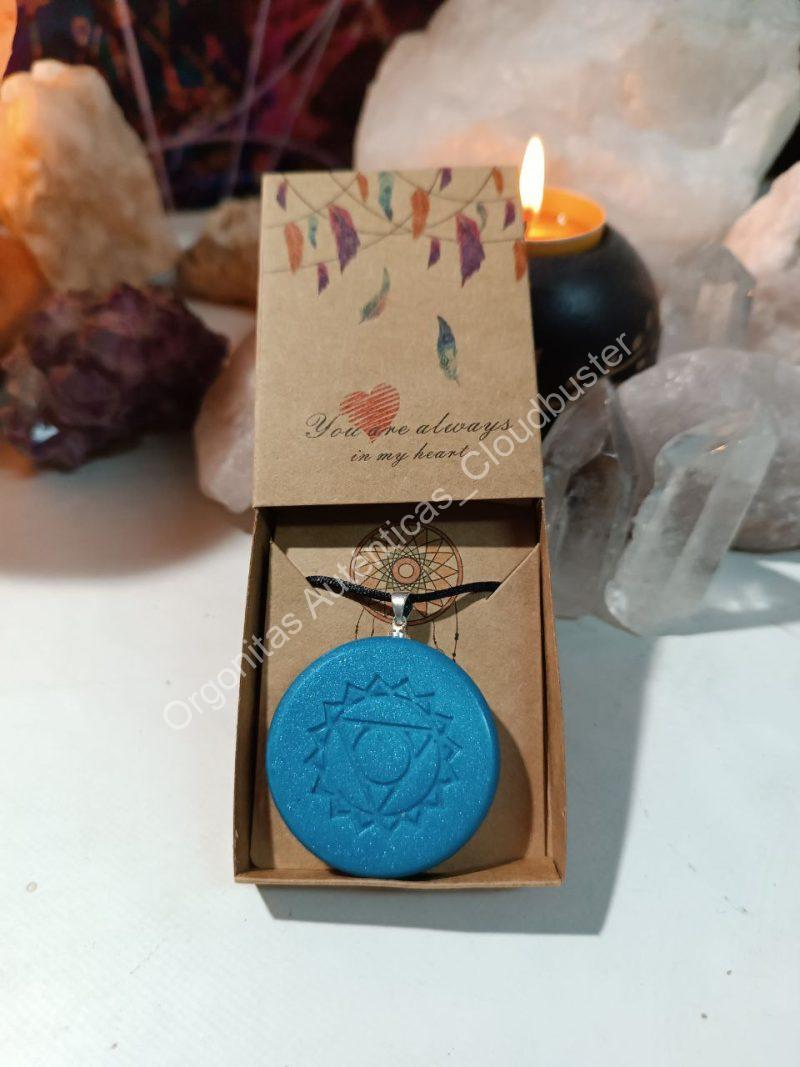 Orgonita Auténtica / Electronite Colgante o llavero Chakra de Garganta formato Semicirculo - Imagen 6