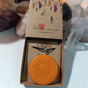 Orgonita Auténtica / Electronite Colgante o llavero Sacro formato Semicírculo