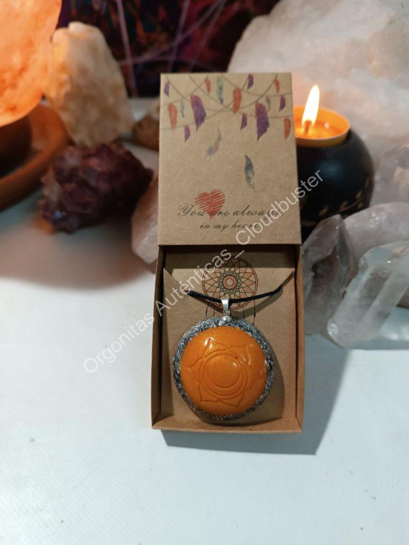 Orgonita Auténtica / Electronite Colgante o llavero Chakra Sacro formato Semiesfera - Imagen 6