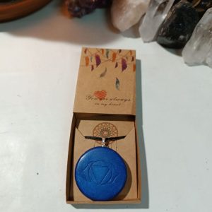 Orgonita Auténtica / Electronite Colgante o llavero Chakra Tercer Ojo formato Semicírculo